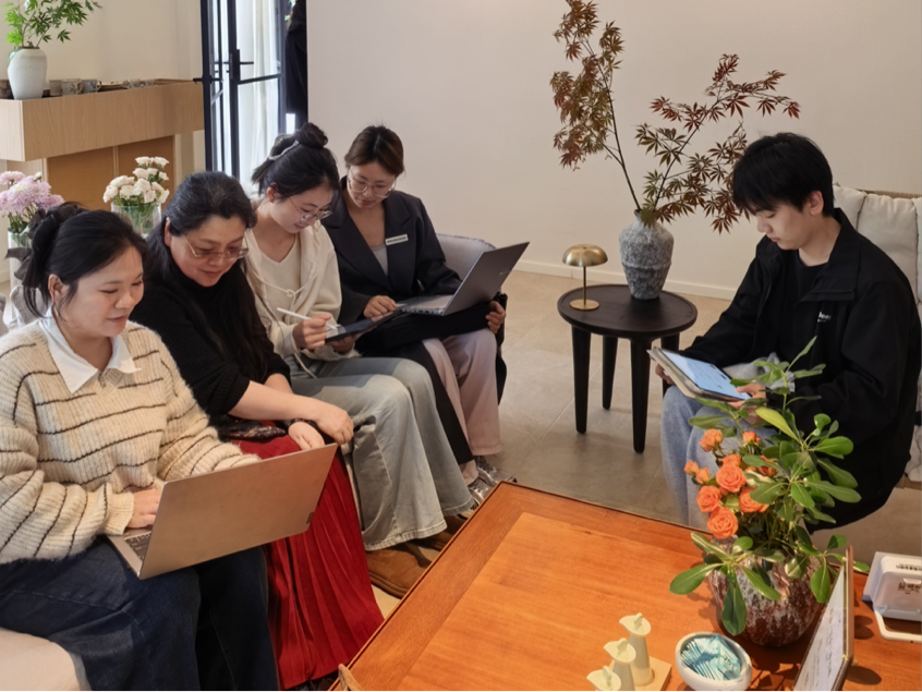 笃学力行，研途共进——徐晴岚副...